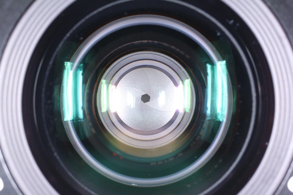 [Near MINT] Contax Carl Zeiss Distagon T* 28mm F/2.8 MMJ MF Lens C/Y Mount JAPAN - Image 4 of 4