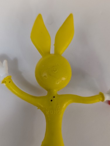 Juego De Colección De 2 Juguetes De Conejo De Pascua Bendy Flexibles Amarillos Y Azules Años 70 - Imagen 16 de 18