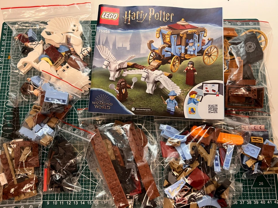 LEGO Harry Potter 75958 Beauxbatons' Carriage: Arrival at Hogwarts, foto 2 di 5