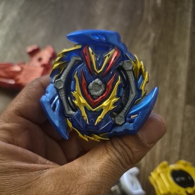 TAKARA TOMY Beyblade BURST B-134 Slash Valkyrie Blitz Power Retsu