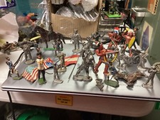 28 piece Lot Vintage Lead war figures and flags