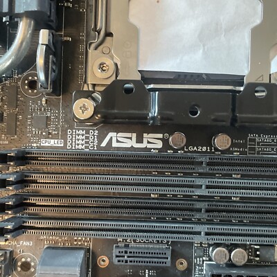 ASUS X99-DELUXE LGA 2011-3 DDR4 Intel X99 SATA 3.0 USB3.0 ATX RJ