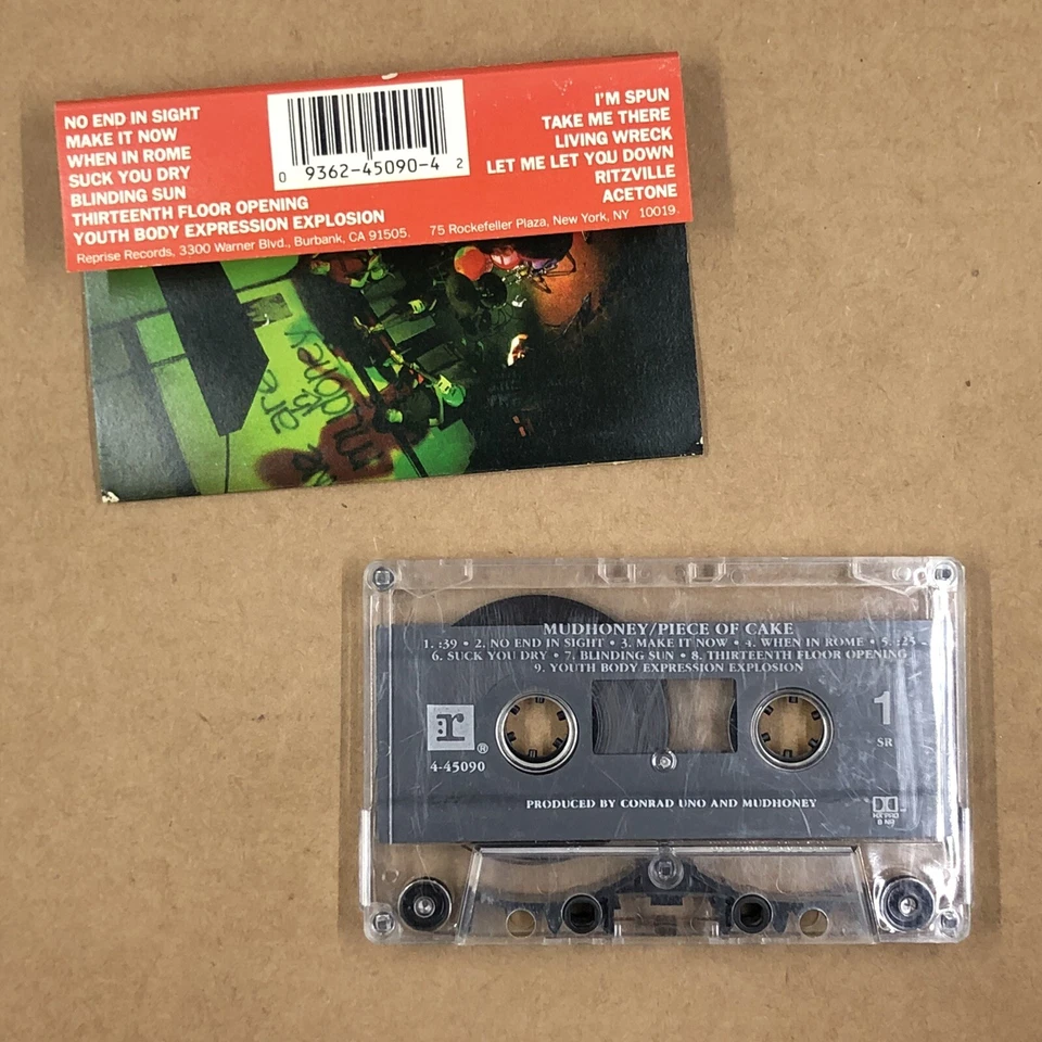 MUDHONEY Cassette Tape 90s Grunge PIECE OF CAKE SUCK YOU DRY Foto 2 de 4
