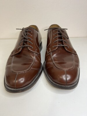 Cole Haan Men display picture 1