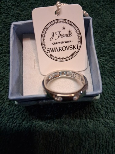 Size 8 Rhodium/Sterling Circle Band Ring Made With Zirconia From Swarovski (991) - Picture 7 of 13