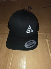 yupoong snapback classic