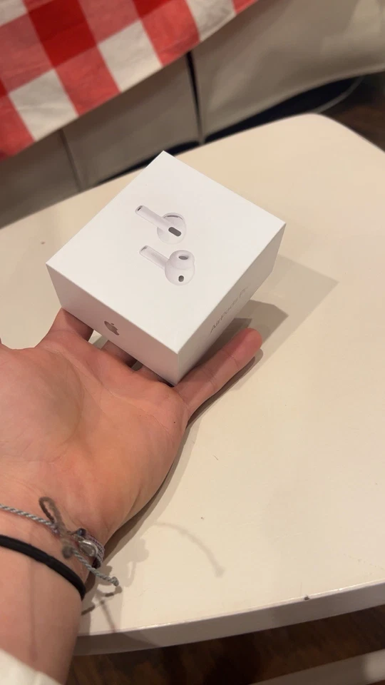 Apple AirPod Pro 3ª Generación ¡¡Nuevo!! ¡Todavía sellado!! Foto 3 de 4