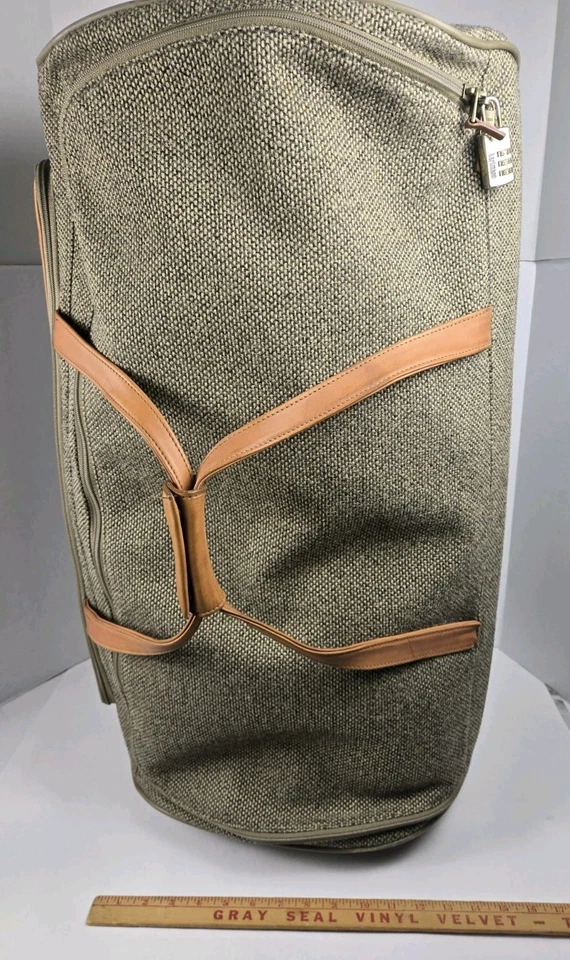 De Colección Hartmann Tweed y Cuero - X-Large Bolsa Rodante (30x14x14) LEER Foto 3 de 4