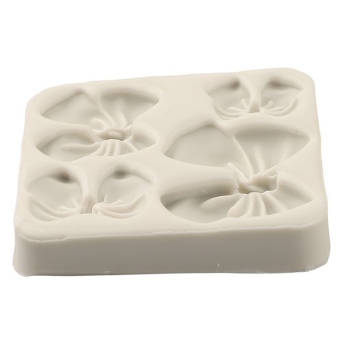 Create Beautiful For Cakes with a Bow Silicone Fondant Decoration Tool - Picture 8 of 12