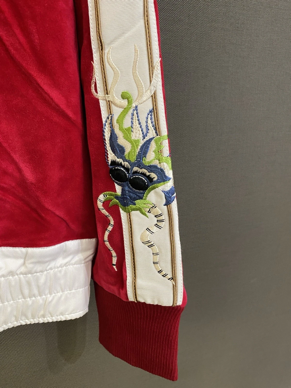 Felpa con cappuccio Gucci 2017 Dragon in velluto ricamato taglia M