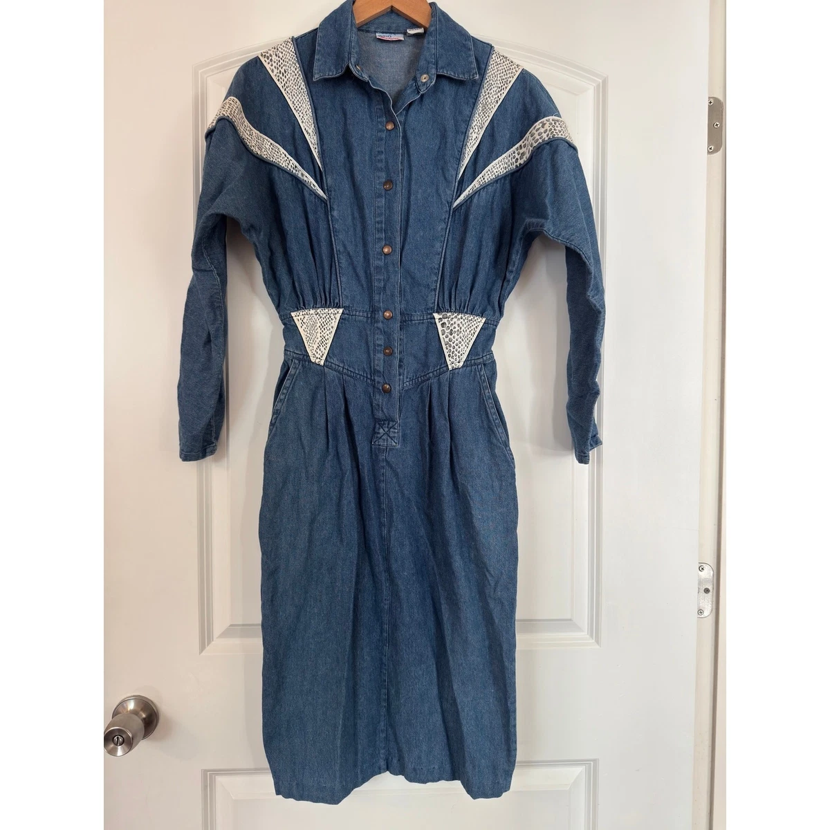 avon denim dress Dresses for Women for sale Size:M For UK Size 8-10 | EU 36-38 Batwing Sleeveless Chambray Days 💙 pretty this woven chambray maxi
