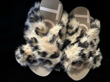 Tom s Leopard Cheetah Fuzzy Faux Fur Slippers Worn Once size 7