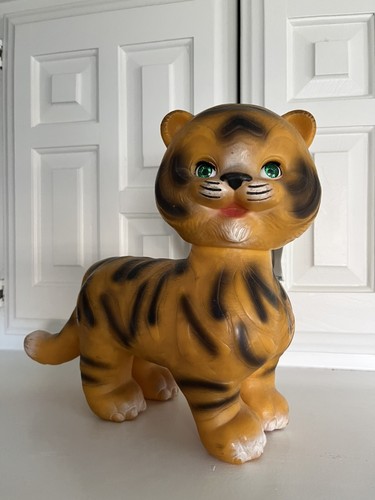 Vintage Arrow Rubber Squeaky Toy Sleepy Eyed Tiger ~ 1965 Edward Mobley Co.