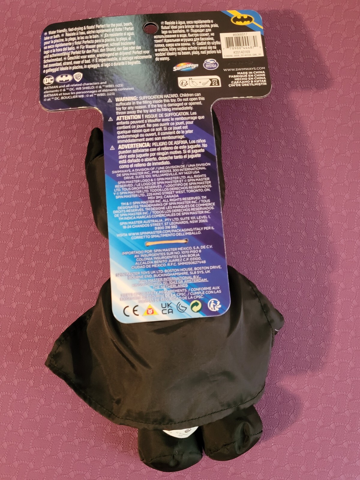 Batman 10" Inch Swim Huggable Pool Bath Toy 1+ Dries Fast Floats DC Swimways NEW