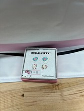 Hello Kitty 2 Set Stud Earrings