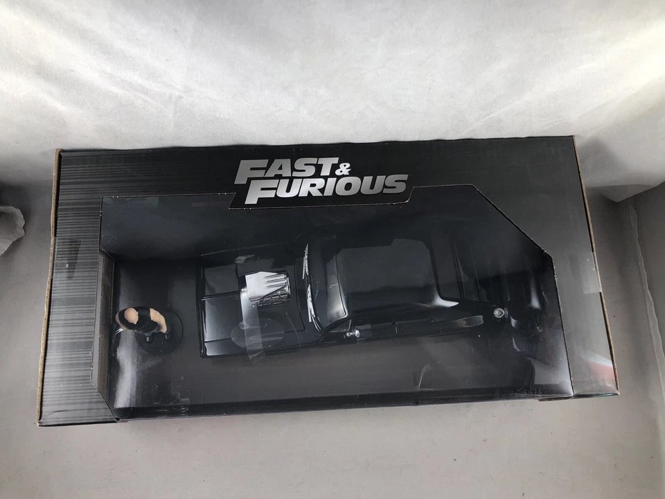 Jada 1:24 Fast & Furious Dom & Dodge 充电器 R/T — 第 2/3 张图片