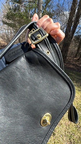 Vintage Small Legacy Flap Bag 9965 - Picture 6 of 9