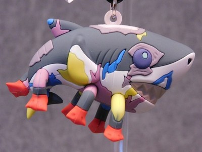 Zom 100 NEW * Zombified Shark Clip * Blind Bag Series 1 Key Chain