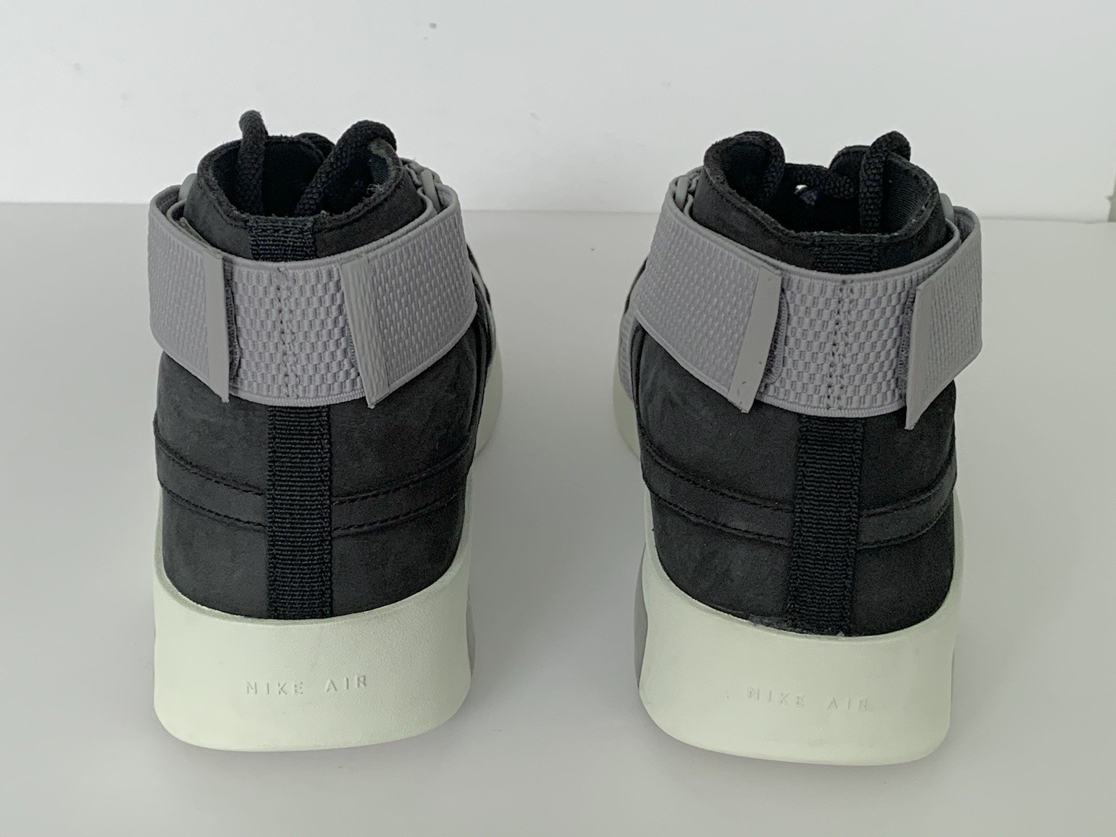 *Preowned* Nike Air Fear of God Raid Friends & Family AT8087 003 Size 11 thumbnail 6