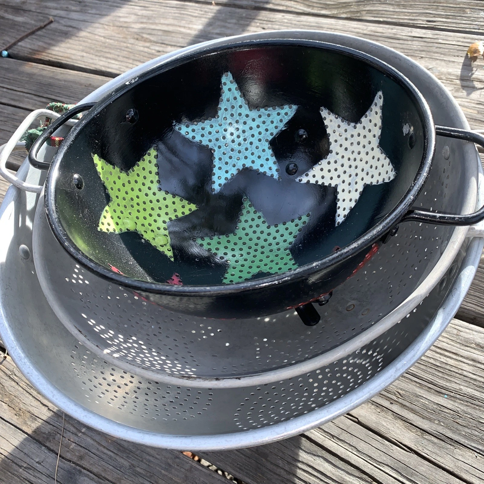 Lot Of 3 Vintage Footed Colander Strainers Aluminum 9”,11”,13” Stars Circles