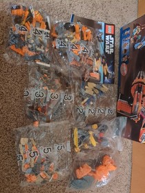 LEGO Star Wars: Anakin Skywalker and Sebulba's Podracers (7962)