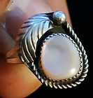 .925 Sterling Silver: Vintage; Natural Pink Mussel; Size 6.25 Navajo Ring — photo 7