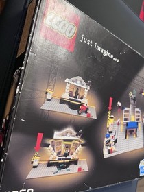 LEGO Studios 1352 Explosion Studio &ndash; NEW & SEALED &ndash; Box Damage &ndash; Rare 2001 Set