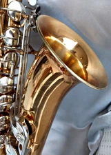 JUPITER JTS 687 Tenor Sax w/Original Case & New Gold Asian Metal 7 Mpc. - NICE