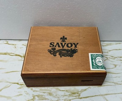 Savoy Handmade Imported Cigar Box   Torpedo   Wooden Tobacco Display Storage