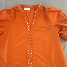 Entro Womens Orange Studded V-Neck Puff Short...