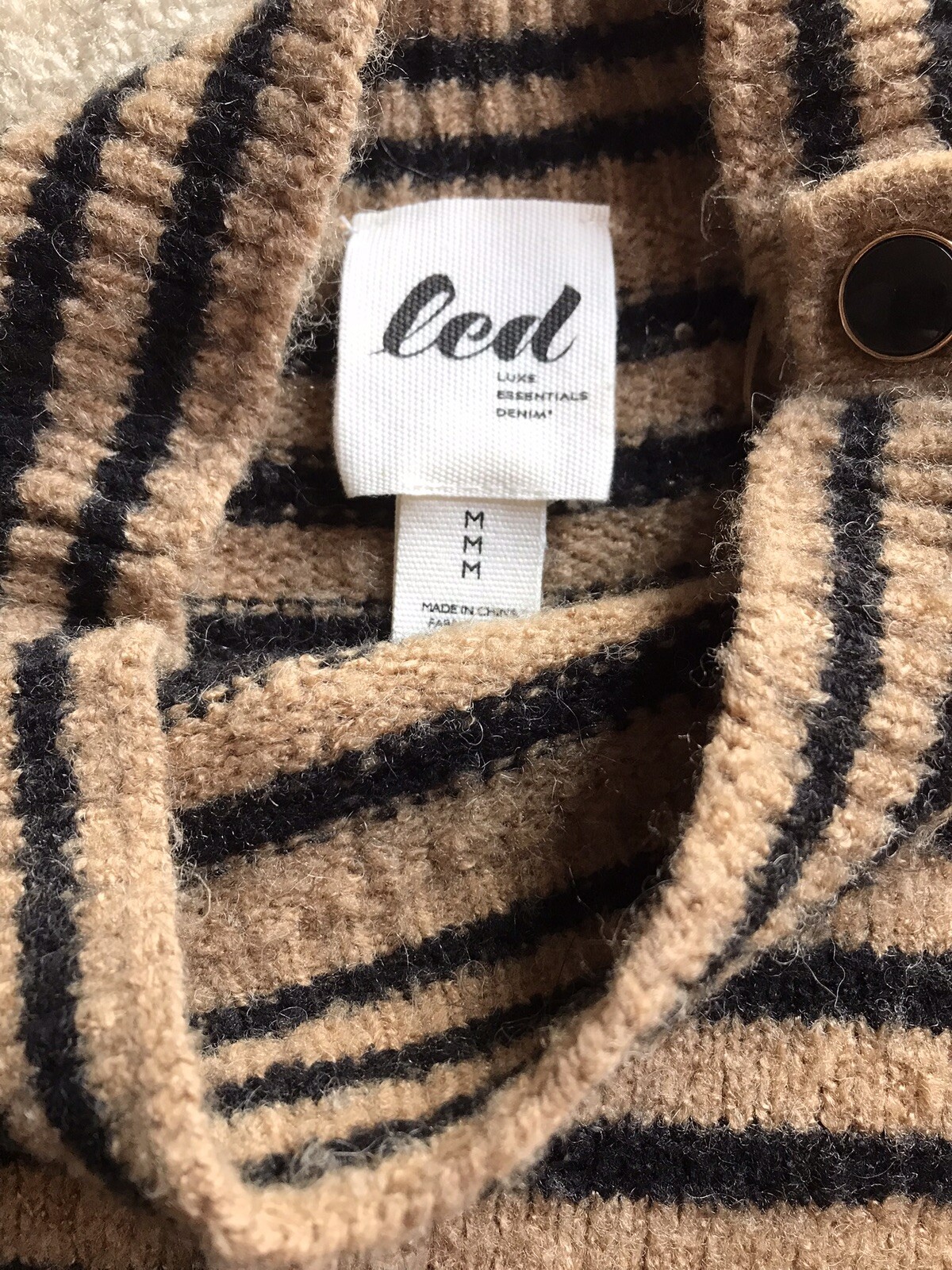 LED Luxe Essentials Maternity Sweater M Pullover … - image 4