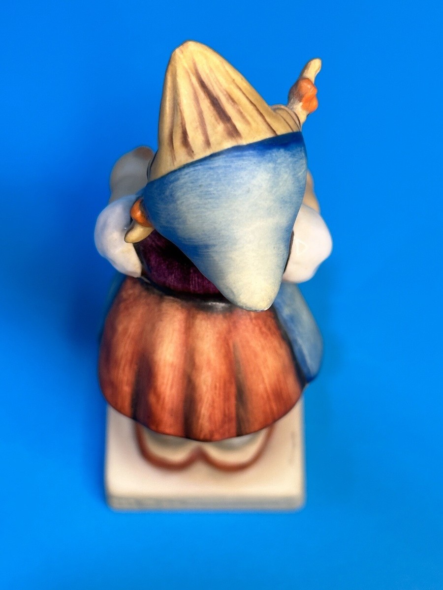 Vintage Goebel Hummel Figurine 