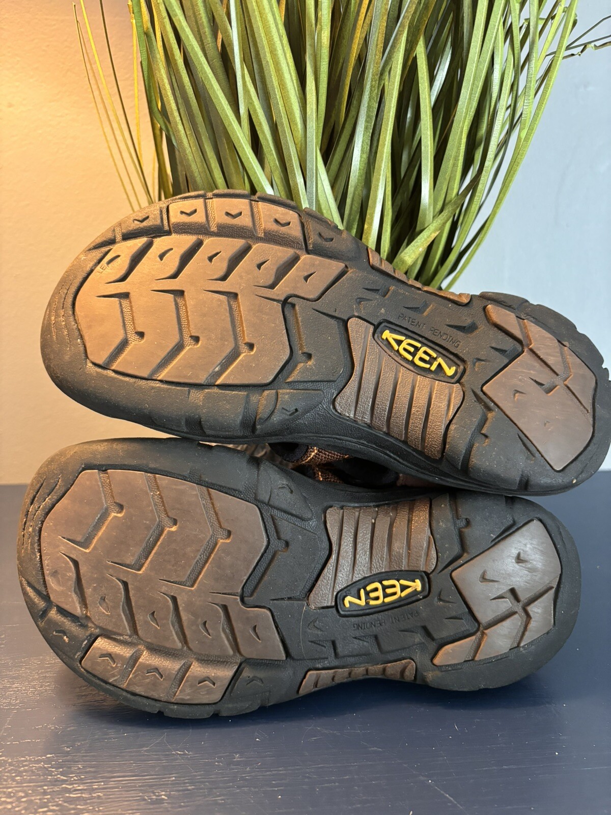 Sandali da trekking Keen marroni e marroni Newport H2 scarpe da acqua outdoor bambini grandi taglia 5