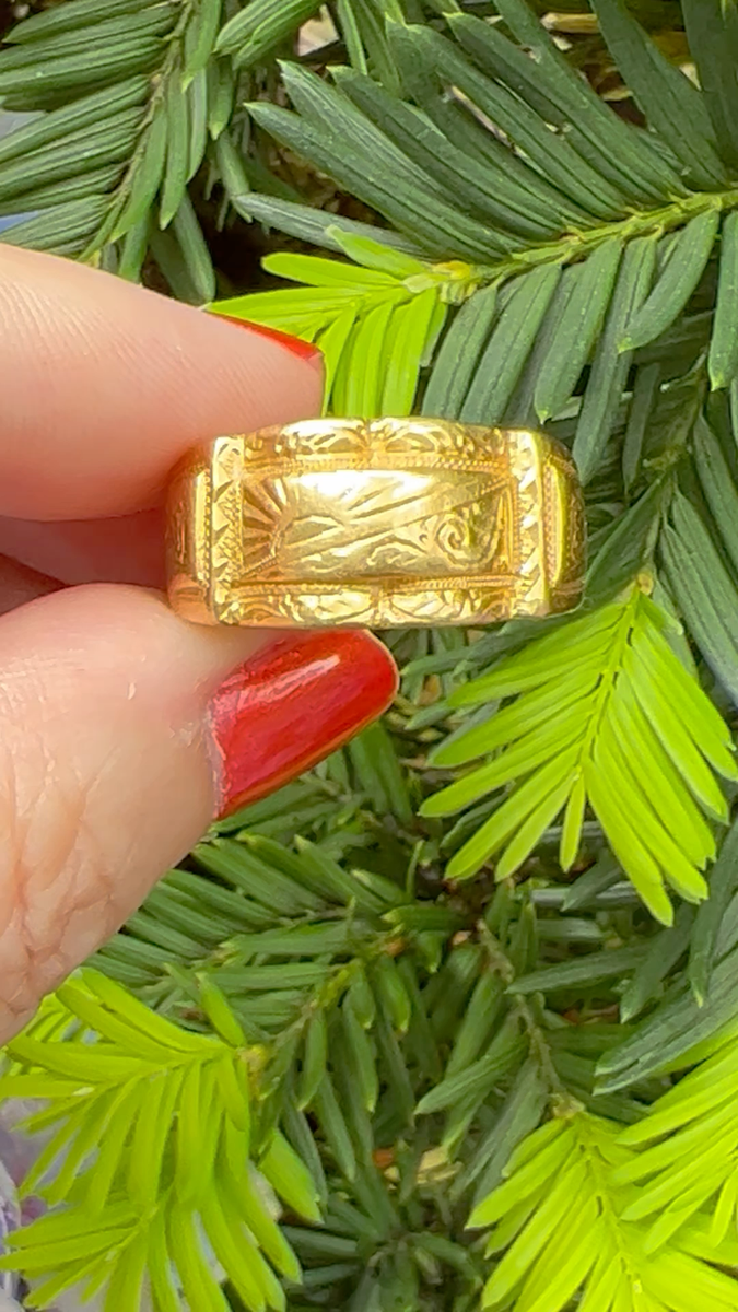 ANTIQUE VINTAGE CHINESE? 24K /22K YELLOW GOLD WIDE BAND RING ANTIQUE VINTAGE CHINESE? 24K /22K YELLOW GOLD WIDE BAND RING
