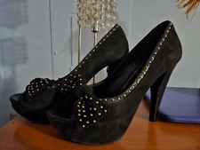 BAKERS Sz 7.5 M Black suede polka dot silver studs open toe front bow 5 inch