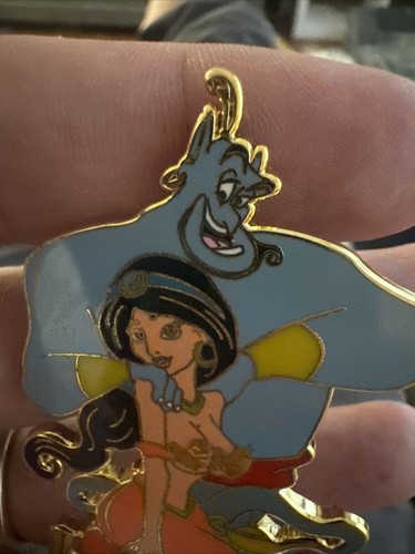 Disney Fantasy Pin Of Sexy Jasmine and Getting Shoulder Rub From The Genie LE100 - Picture 3 of 10