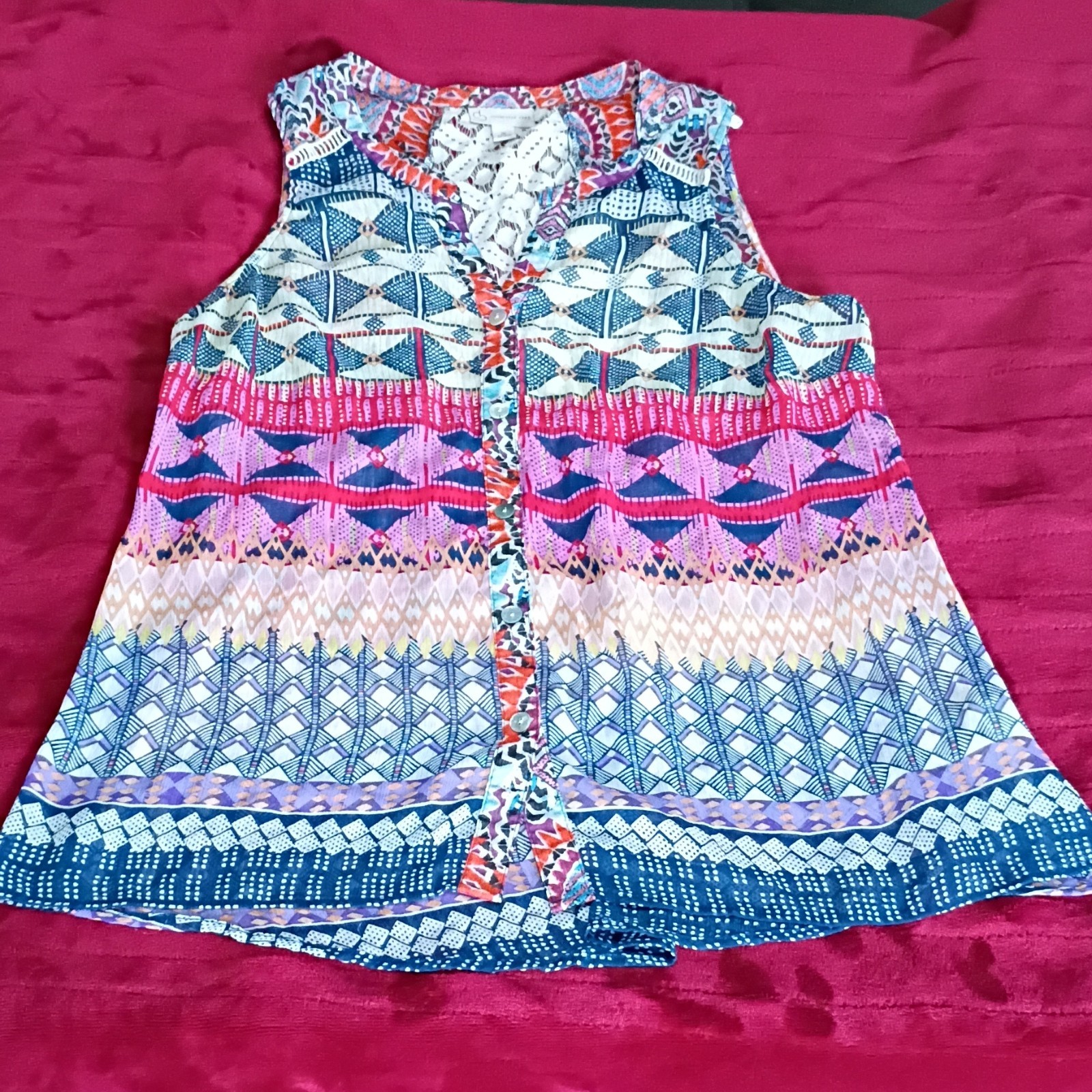 DB Established 1962 Women’s XL Multicolor Lace Sleeveless Button Top(0132
