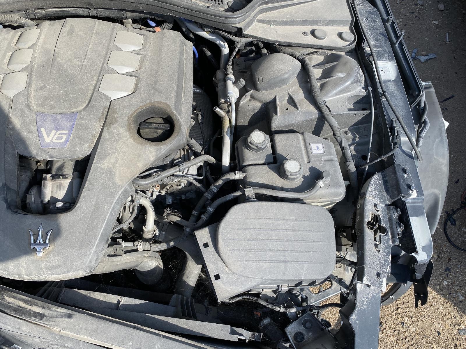 Maserati Ghibli 2015 Air filter box P/N 4327476