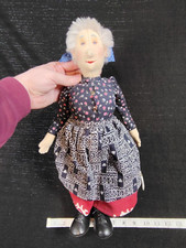 Vintage, STEIFF, "PEASANT LADY" 9110/43, Limited 87/88, Felt Doll, Germany.