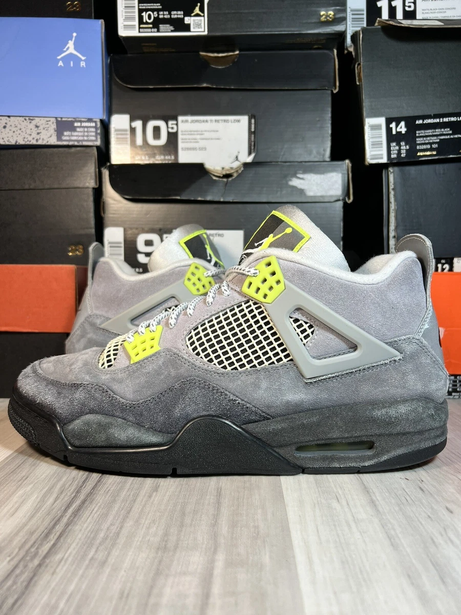 Neon jordan cheap 4