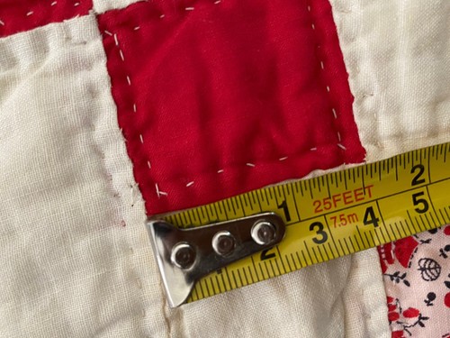Fantastica Trapunta Vintage Blocco Nove Patch Cucita a Mano Casale Rosa Rosso 77" x 89" - Foto 20 di 21