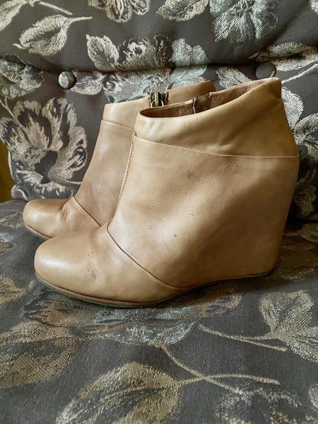 Women UGG Boots Beige Leather 36.5 #O0H0