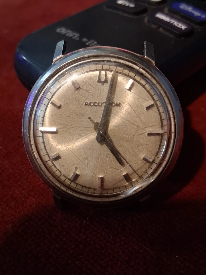 Bulova Sunburst Dail Accutron 214 M5 1965 de colección para hombre solo necesita banda Foto 3 de 4