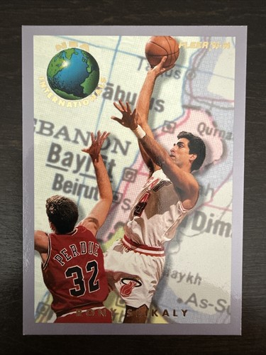 Dikembe MUTOMBO🔥1993-94 Fleer Basketball NBA Internationals Insert Set (10)💥 - Picture 12 of 14