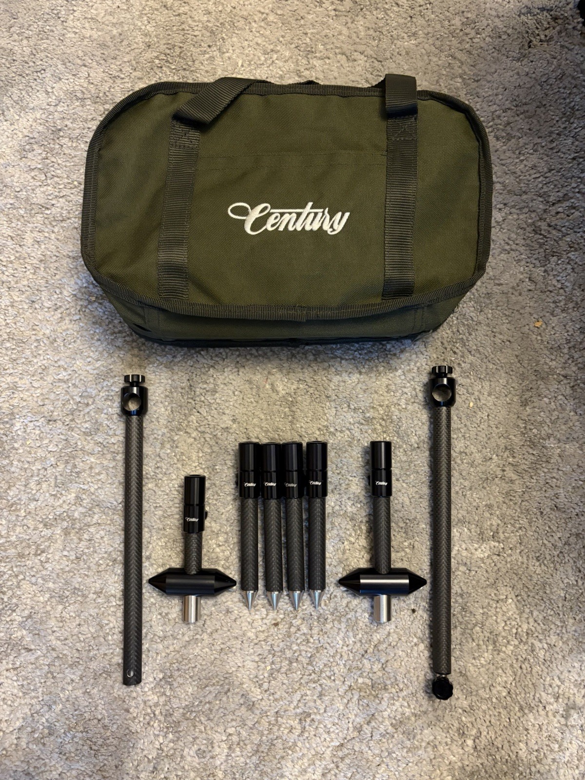 Century CQ Carbon Rod Pod With 3 Rod Buzzer Bars