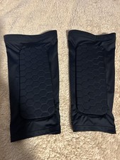 Shin Defender Pull On Shin Pads Pack Of Two Adult Large NEW Skiing Football