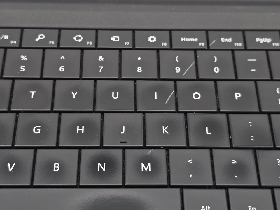 Teclado con cubierta tipo Microsoft Surface Pro 3 - Modelo 1644 - Negro - Probado Foto 2 de 4