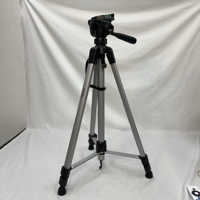 AmazonBasics WT3540 Lightweight Tripod with Bag