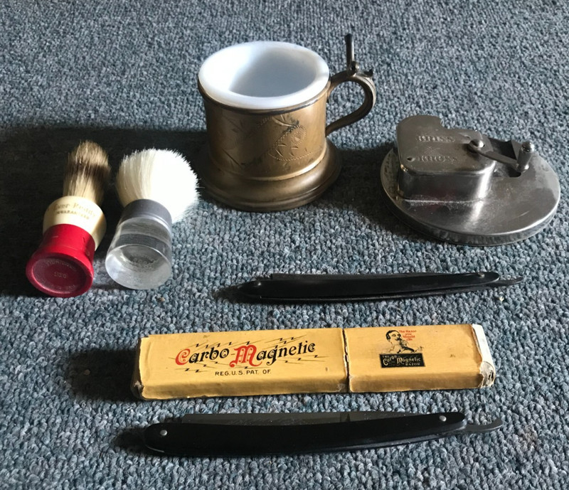 6 VINTAGE BARBER SHOP COLLECTABLES INCLUDING RAZORS BRUSHES ETC... FROM ESTATE