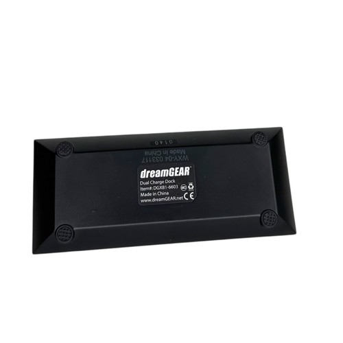 WB DreamGear DGXB1-6603 Xbox One Dual Charging Dock Includes two batteries - Picture 7 of 8
